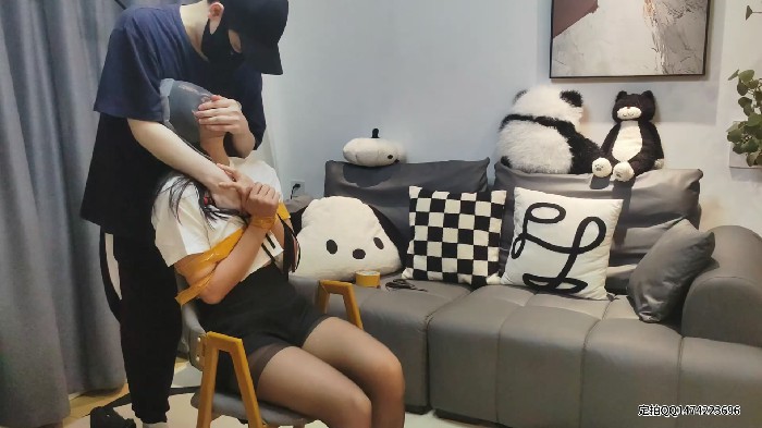 222427mh3oc4o9llof999e.jpg