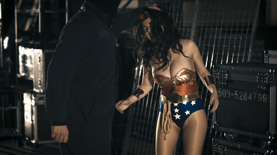 r2jmuvpjcty.jpg