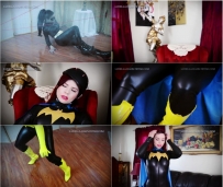 The Cat’s Batty Burglar: Batgirl Brainwashed to be Bad
