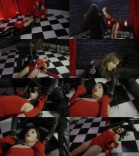 BLACK WIDOW VS ELEKTRA