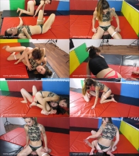 Bella & Sunshine Tampa – Sunshine’s Intense Facesit Challenge