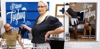 Dominant mature lady abuses a submissive Toyboy